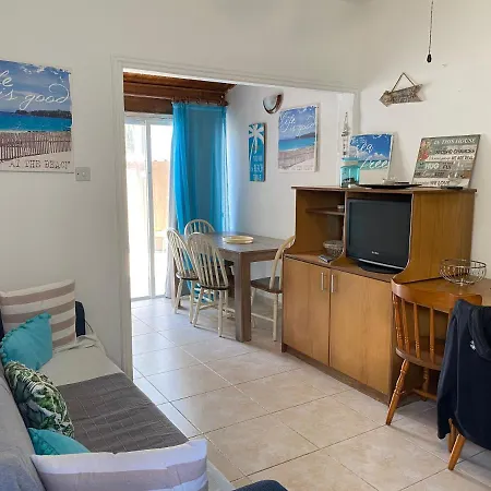 Artemis Apartment *