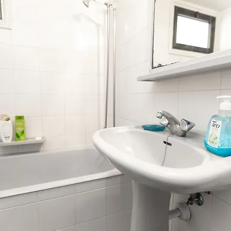 Artemis Apartment Pyla